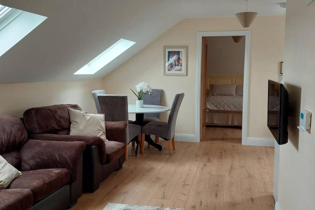 Modern Countryside Apartment Killmallock Lodge Enniscorthy Eksteriør bilde